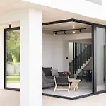 Villa Black Diamond Protarász