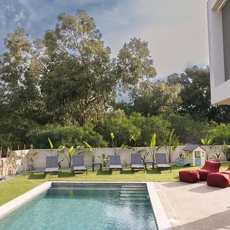 Black Diamond Protaras