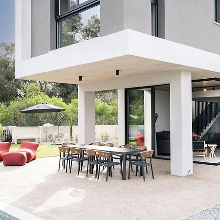 Black Diamond Villa