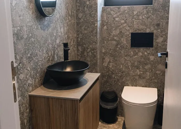 Vila Black Diamond *